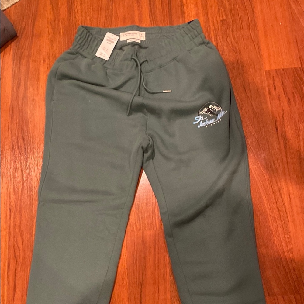 Abercrombie & Fitch Green Joggers Relaxed Fit